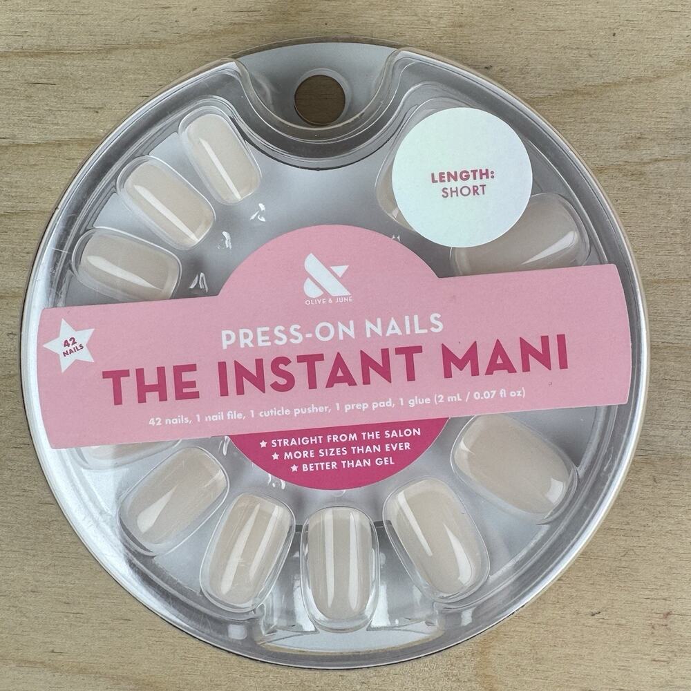 Olive & June The Instant Mani Nails SHORT French Tip Press On Nails Set